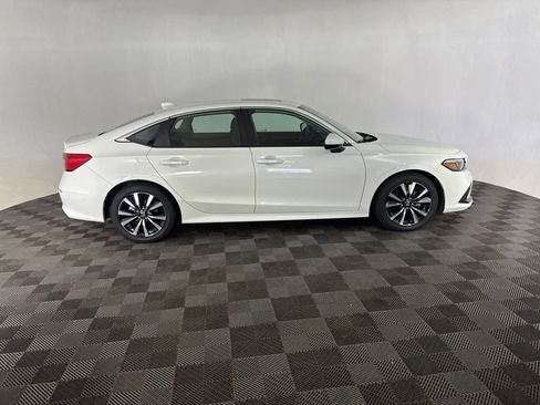 Used 2024 Honda Civic EX image 5