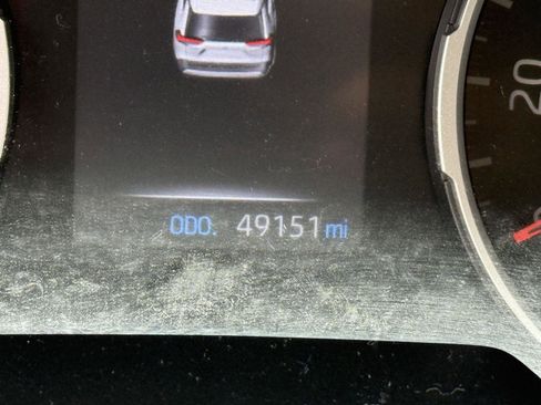 Certified 2021 Toyota RAV4 XLE Premium FWD image 13