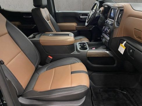 Used 2019 Chevrolet Silverado 1500 High Country image 20