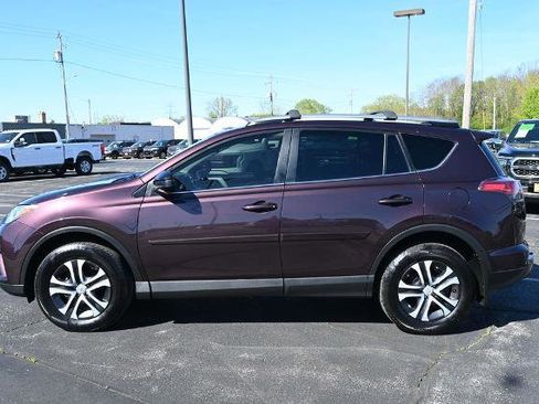 Used 2017 Toyota RAV4 LE w/ All Weather Liner Package AWD/4WD image 4