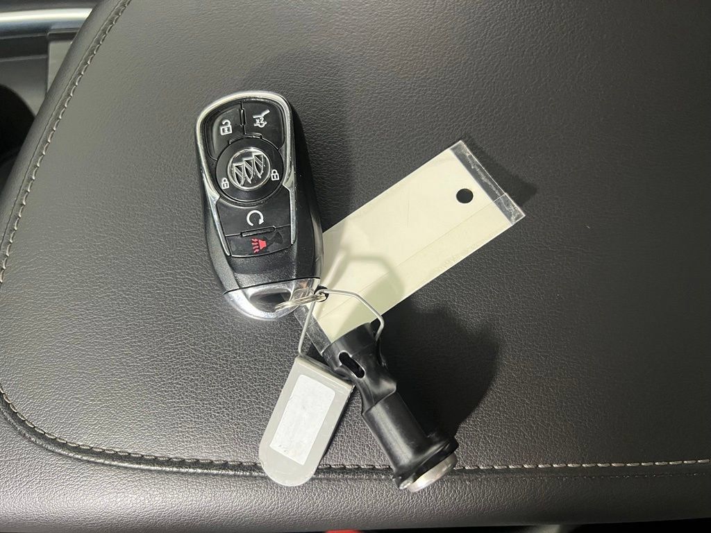 Used 2019 Buick Enclave Avenir w/ Avenir Technology Package AWD/4WD image 40