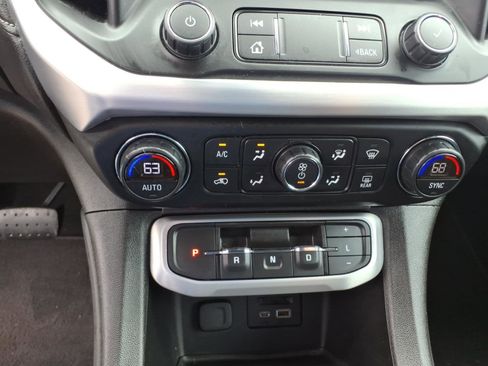 Used 2020 GMC Acadia SLT w/ Premium Package image 26