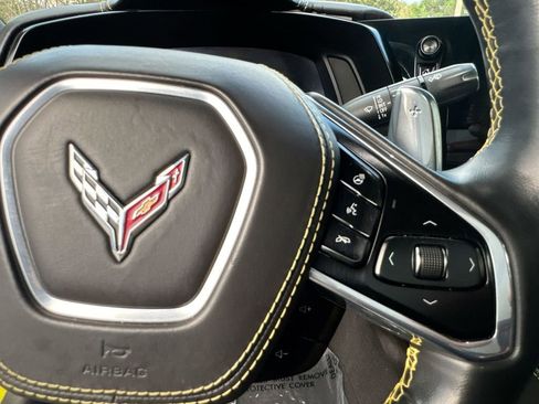 Used 2022 Chevrolet Corvette Stingray Premium Conv w/ 3LT RWD image 18