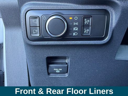 Used 2024 Ford Bronco Outer Banks image 17