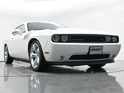 Used 2012 Dodge Challenger R/T Plus image 40