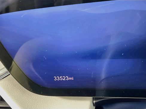 Certified 2025 Buick Enclave Avenir w/ Super Cruise Package AWD/4WD image 11