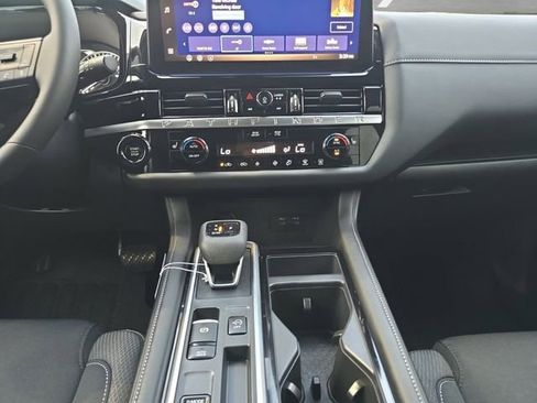 New 2026 Nissan Pathfinder SV image 3