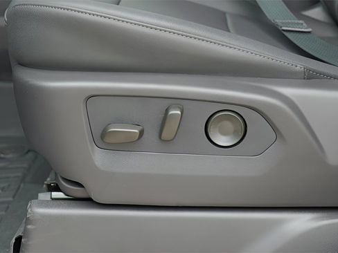 New 2026 GMC Sierra 1500 SLT image 21