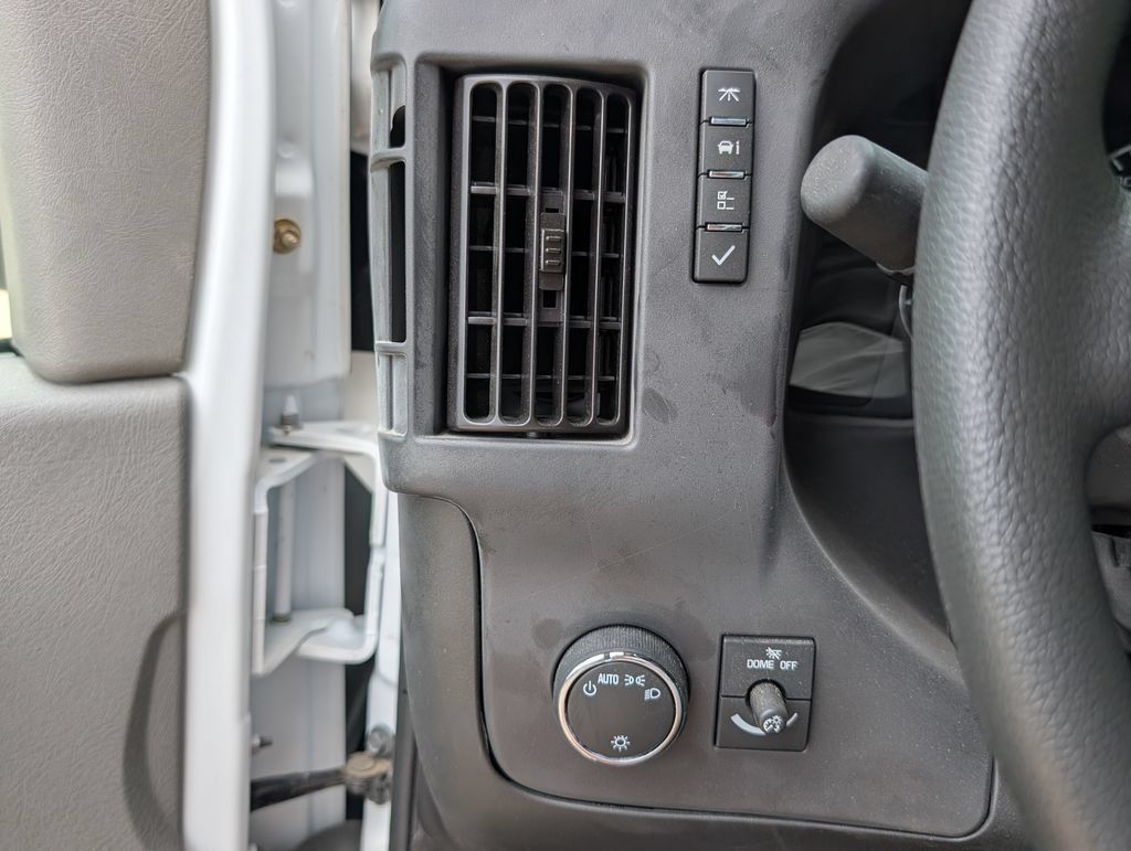 New 2025 Chevrolet Express 3500 w/ Power Convenience Package RWD image 9