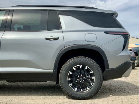 New 2026 Chevrolet Traverse Z71 AWD/4WD image 12