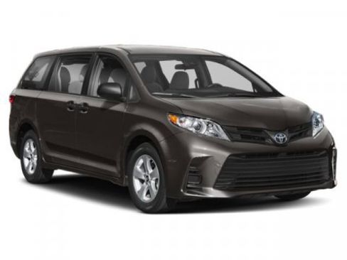 Used 2020 Toyota Sienna XLE w/ XLE Navigation Package FWD image 6