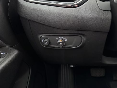 Certified 2024 Chevrolet Equinox RS AWD/4WD image 24
