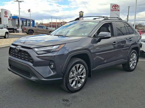 Certified 2025 Toyota RAV4 XLE Premium image 3