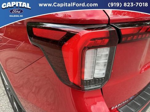 Certified 2025 Ford Explorer ST-Line w/ Premium Package AWD/4WD image 15