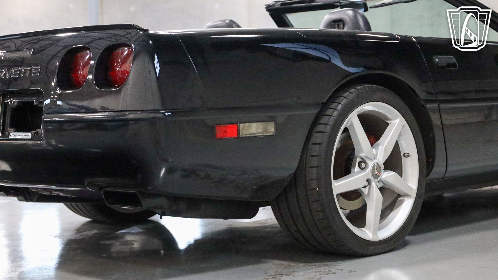 Used 1996 Chevrolet Corvette Convertible RWD image 33