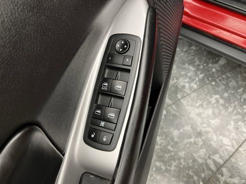 Used 2019 Dodge Journey SE image 7