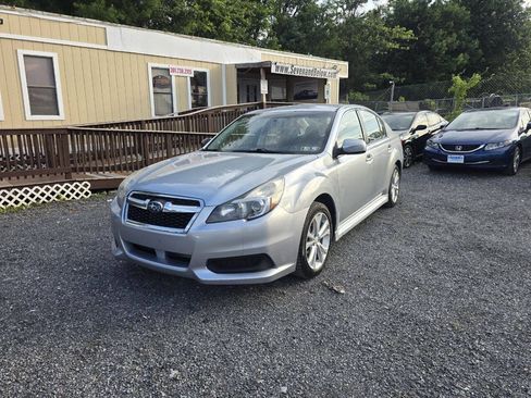 Used 2014 Subaru Legacy 2.5i Premium AWD/4WD image 4