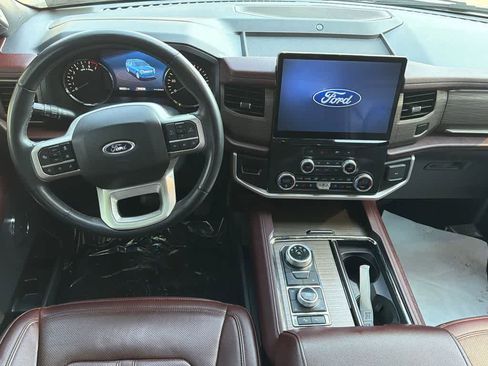 Used 2024 Ford Expedition Max Limited image 12