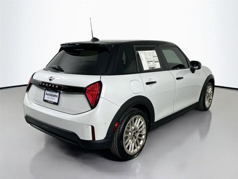 Used 2025 MINI Cooper S FWD image 4