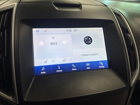 Used 2019 Ford Edge SEL w/ Equipment Group 201A FWD image 18