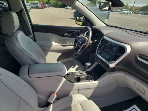 Used 2019 GMC Acadia SLT FWD image 29