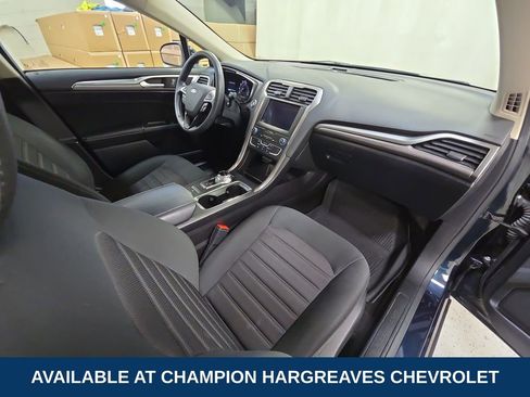 Used 2020 Ford Fusion SE image 37