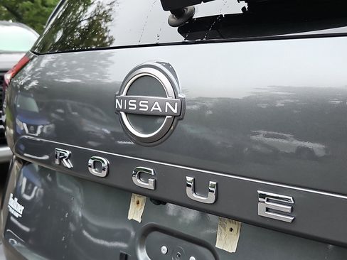 Certified 2023 Nissan Rogue S AWD/4WD image 29