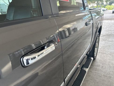 Used 2018 RAM 1500 Laramie w/ Convenience Group image 17