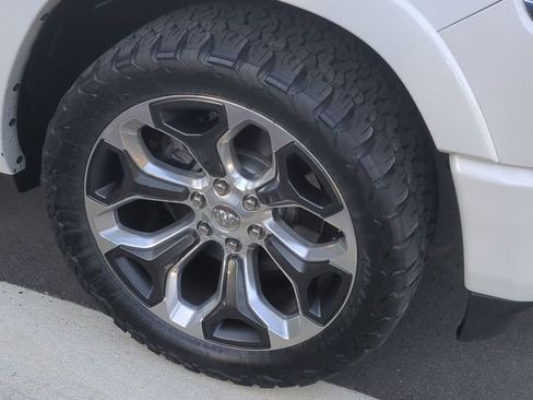 Used 2019 RAM 1500 Limited AWD/4WD image 7