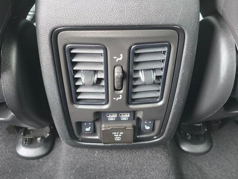 Used 2025 Dodge Durango R/T AWD/4WD image 19