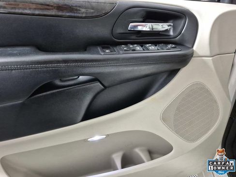 Used 2012 Dodge Grand Caravan SE FWD image 15