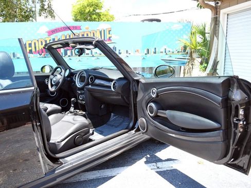 Used 2015 MINI Cooper S FWD image 32
