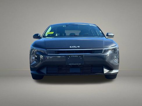 Used 2025 Kia K4 LXS FWD image 9