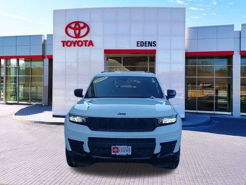 Used 2022 Jeep Grand Cherokee L Laredo image 12