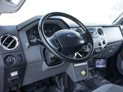 Used 2015 Ford F650 2WD Crew Cab Super Duty image 27