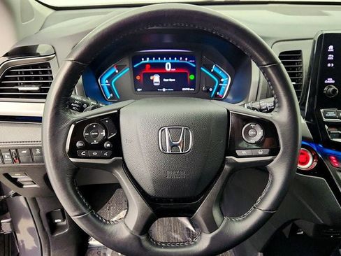 Used 2023 Honda Odyssey Touring image 14