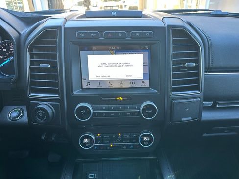 Used 2018 Ford Expedition Limited w/ Equipment Group 302A image 47