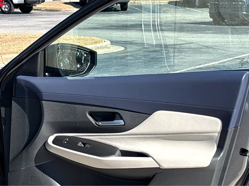 New 2026 Nissan Sentra SL w/ Floor Mat Package FWD image 11