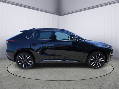 Certified 2026 Toyota bZ AWD/4WD image 9