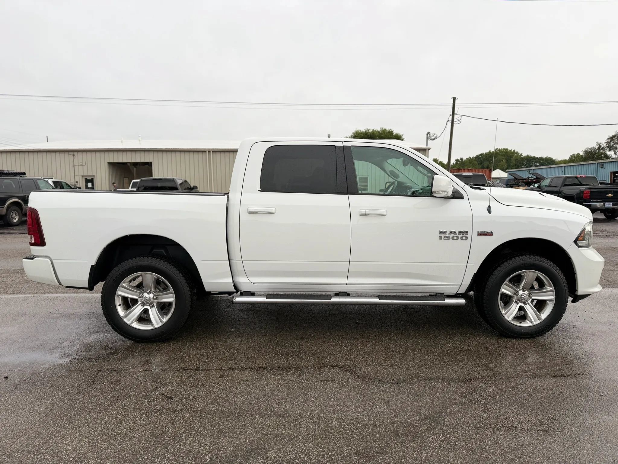 Used 2014 RAM 1500 Sport w/ Sport Premium Group AWD/4WD image 4