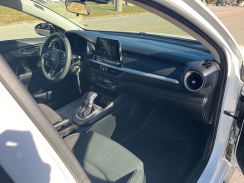 Used 2019 Kia Forte LXS image 24