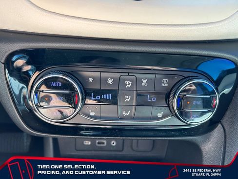 Used 2020 Buick Encore GX Select w/ Experience Buick Package FWD image 24