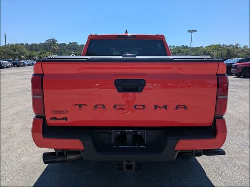 Used 2024 Toyota Tacoma TRD Off-Road AWD/4WD image 6