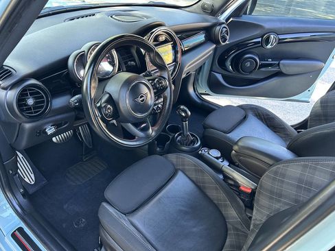 Used 2019 MINI Cooper S image 2