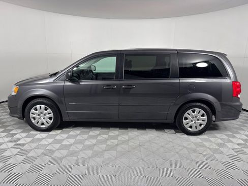 Used 2017 Dodge Grand Caravan SE w/ Power Window Group image 6