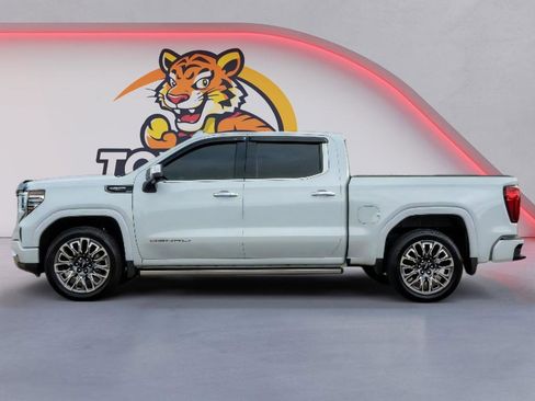 Used 2026 GMC Sierra 1500 Denali Ultimate AWD/4WD image 8