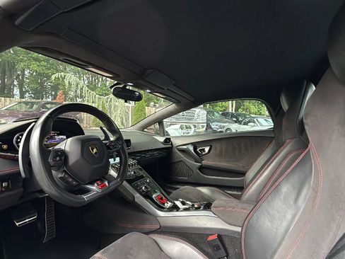 Used 2017 Lamborghini Huracan LP 580-2 RWD image 22