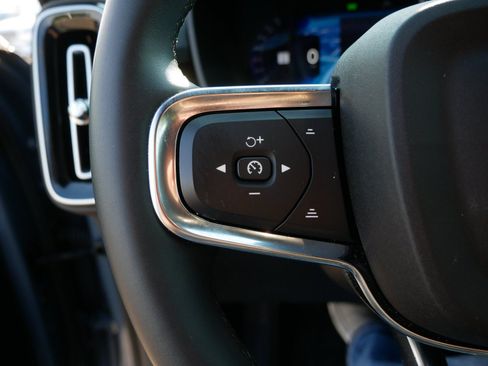 Used 2023 Volvo XC40 Recharge Plus w/ Protection Package Premier AWD/4WD image 26