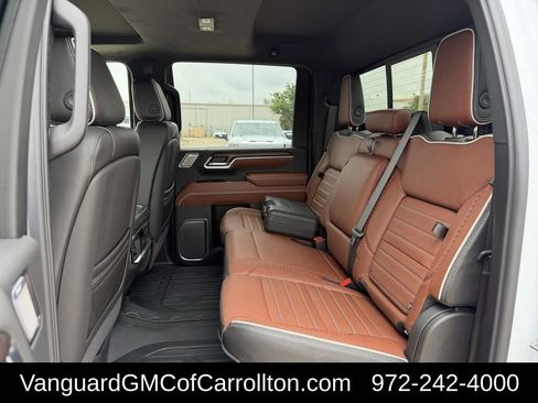 New 2026 GMC Sierra 3500 Denali Ultimate AWD/4WD image 24
