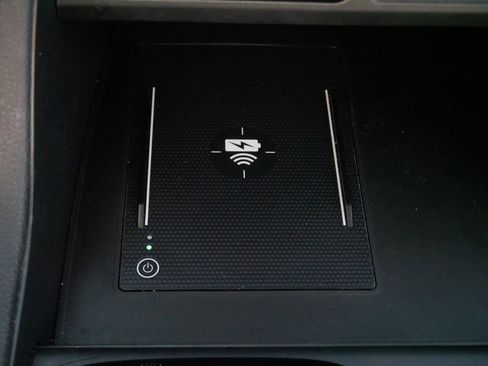 Used 2024 Honda Pilot Touring image 28